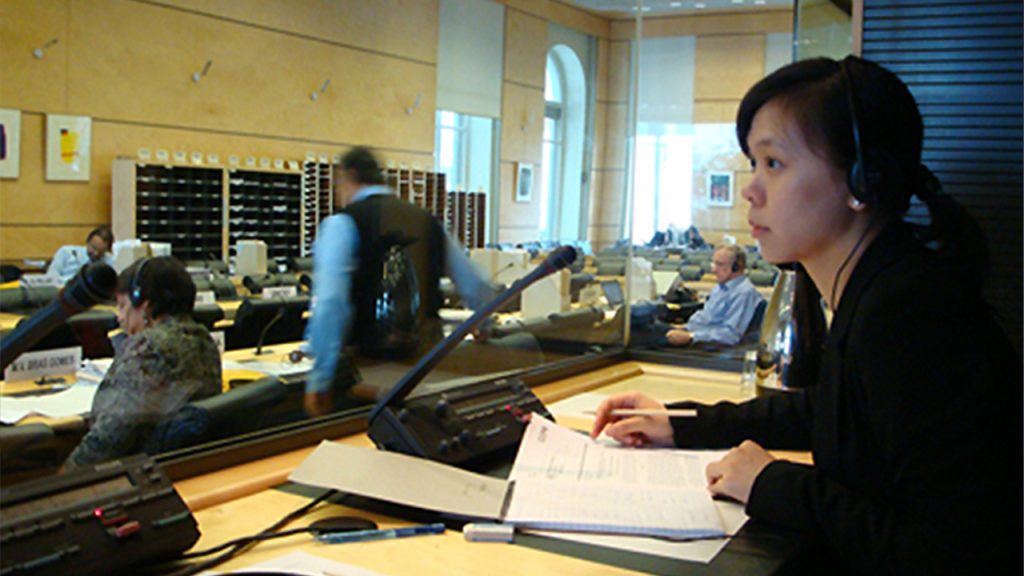 Rental Alat Interpreter Surabaya