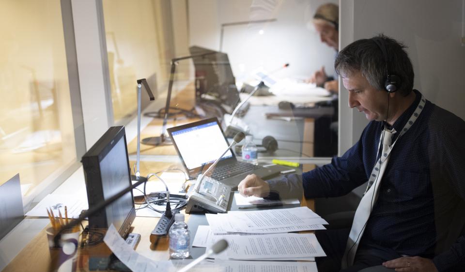 Sewa Alat Interpreter Jogja